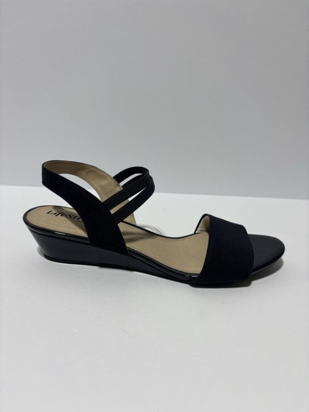 LifeStride Women’s YOLO Black Wedge Sandals, Size 9.5 M